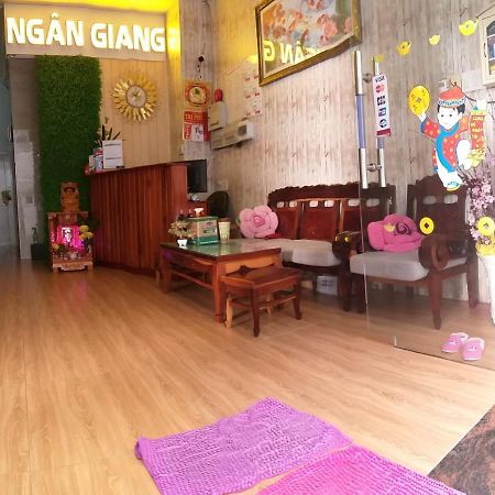 Ngan Giang Guesthouse 두옹 동 외부 사진