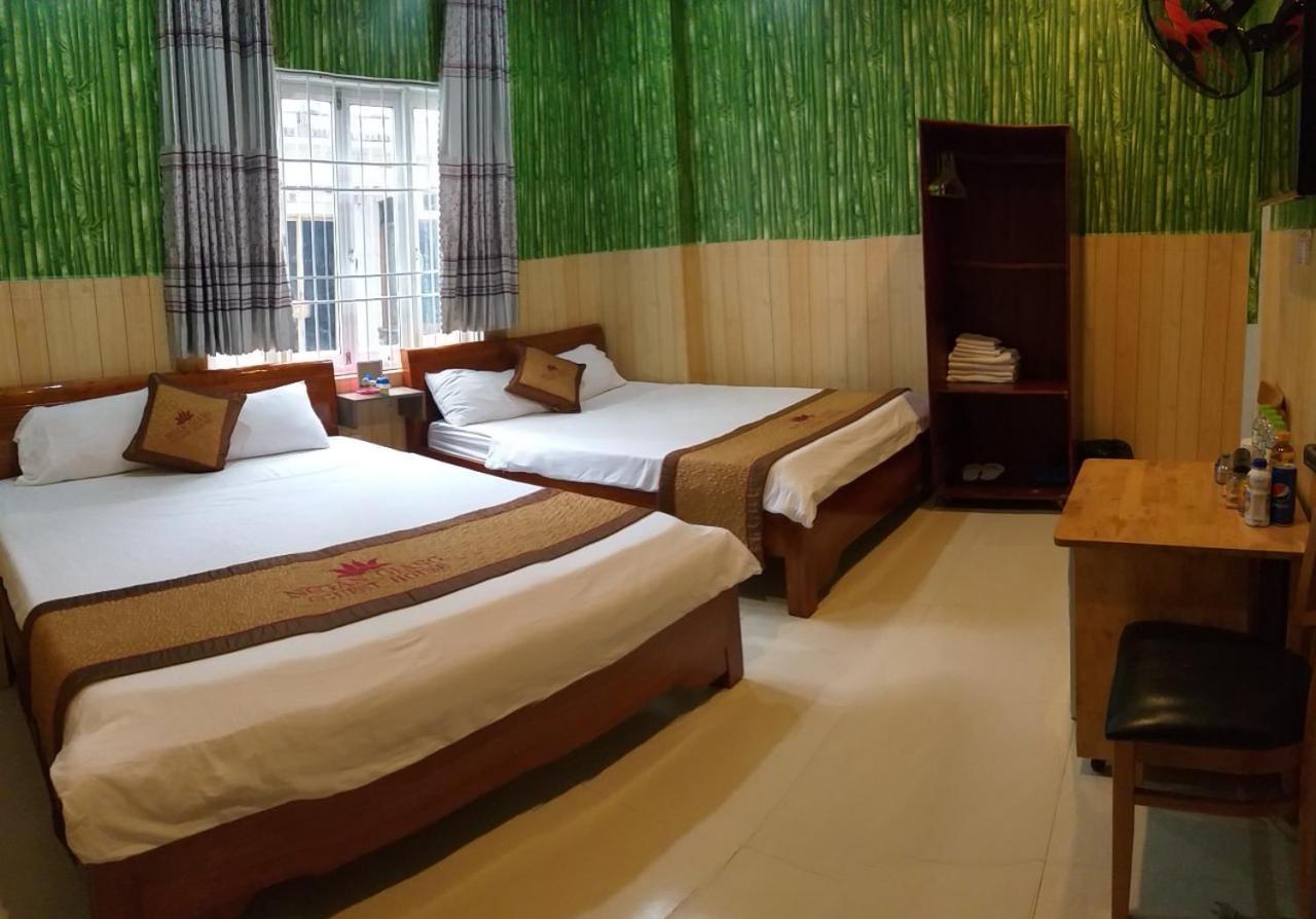 Ngan Giang Guesthouse 두옹 동 외부 사진