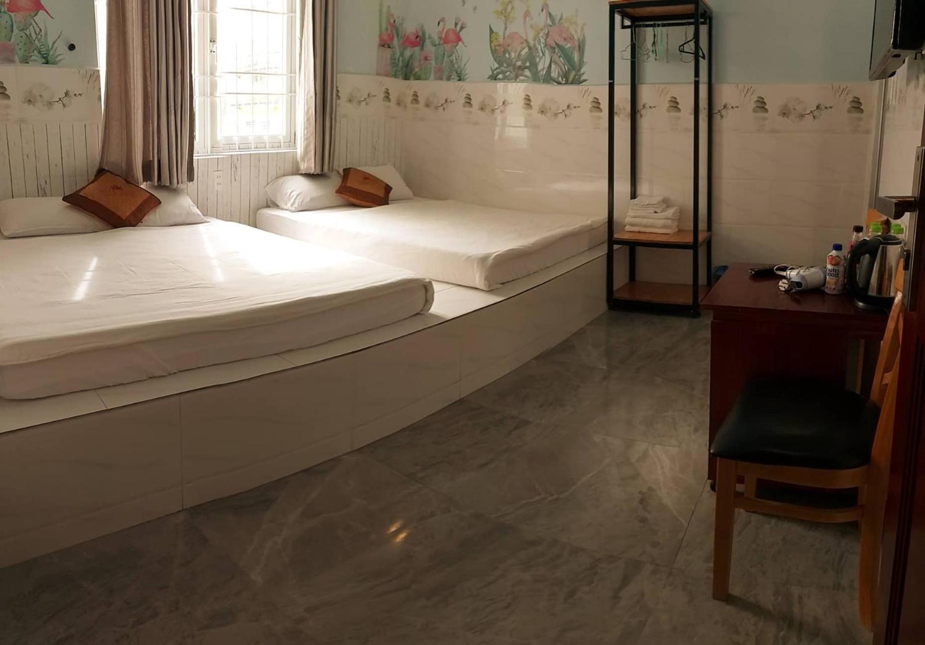 Ngan Giang Guesthouse 두옹 동 외부 사진