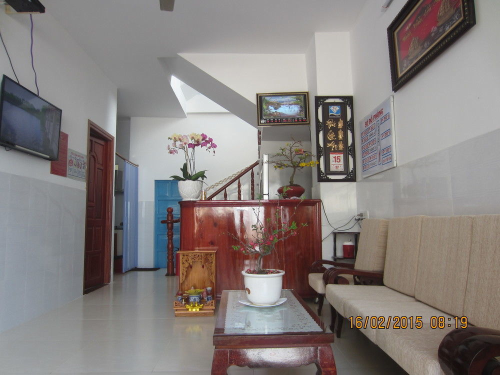 Ngan Giang Guesthouse 두옹 동 외부 사진