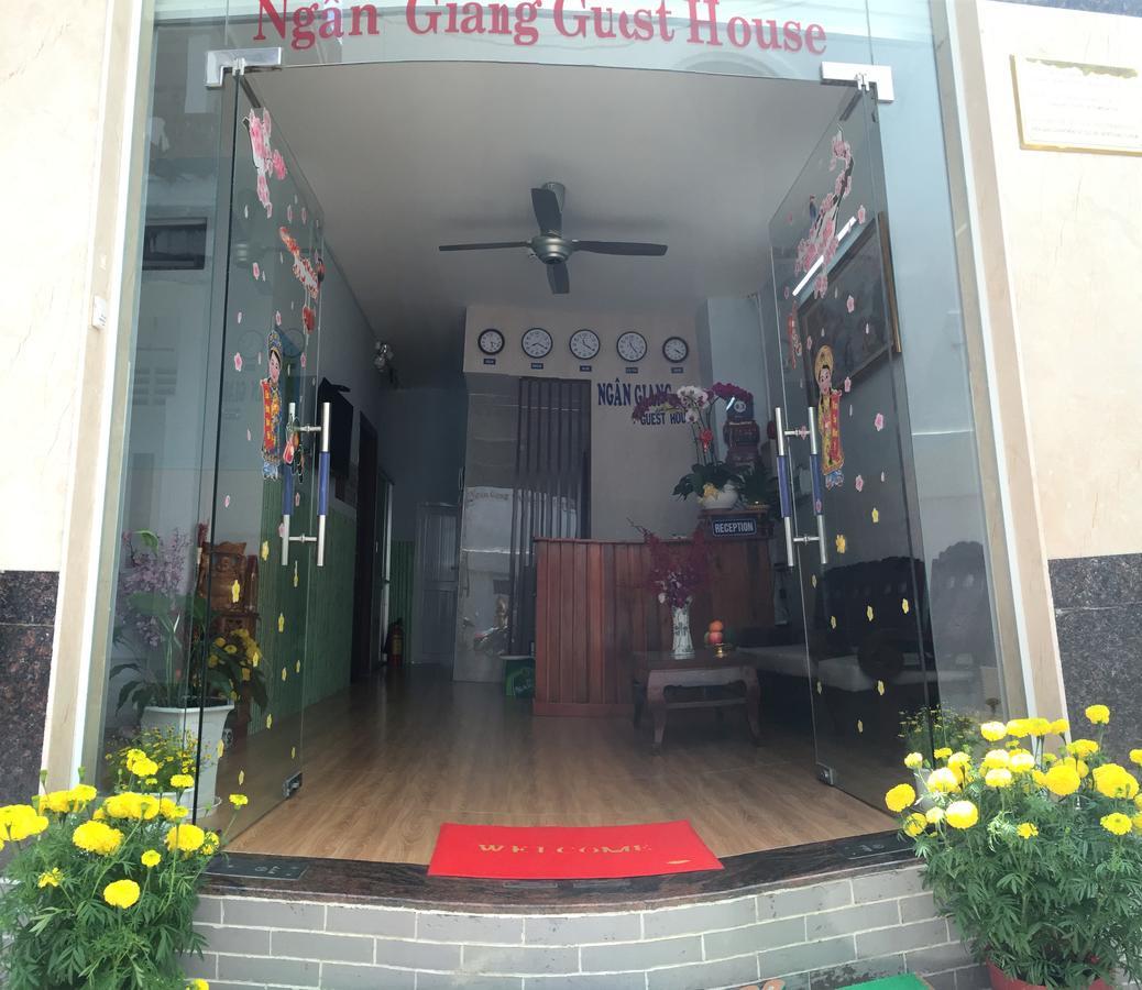 Ngan Giang Guesthouse 두옹 동 외부 사진