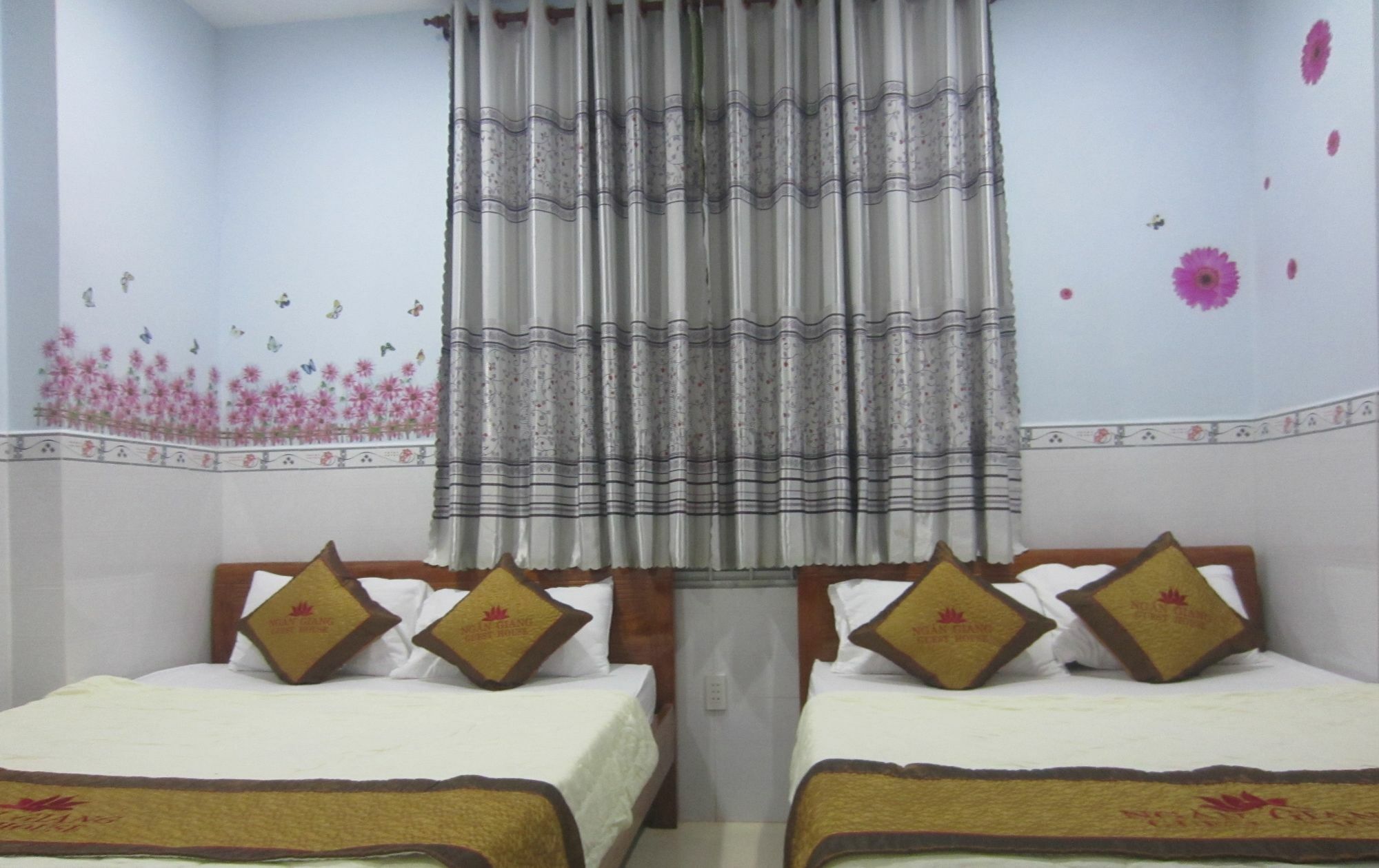 Ngan Giang Guesthouse 두옹 동 외부 사진